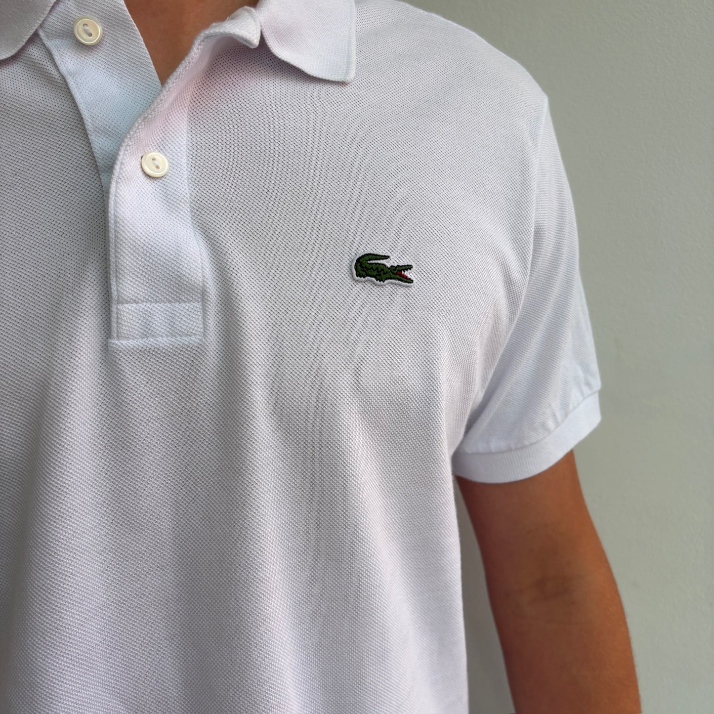 Weißes Lacoste Polo