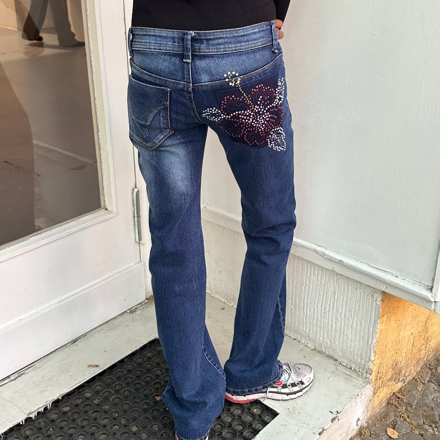 Y2K Jeans mit Strasssteine
