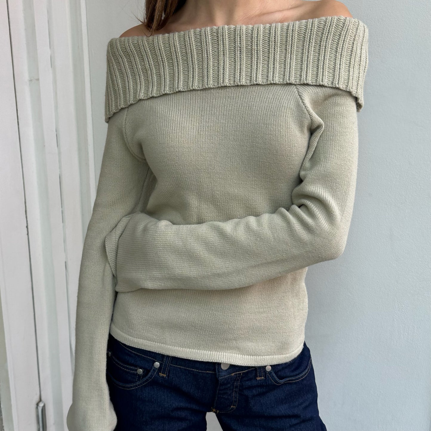 Schulterfreier Pullover
