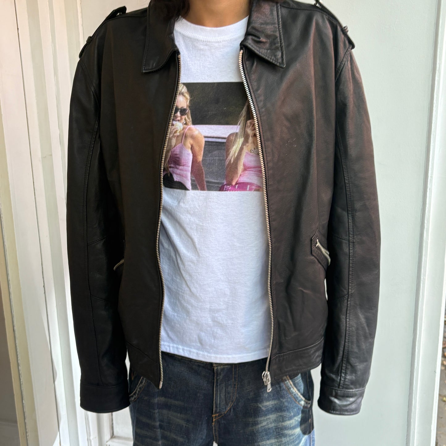Schwarze Lederjacke
