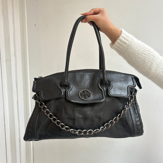 Schwarze Ledertasche