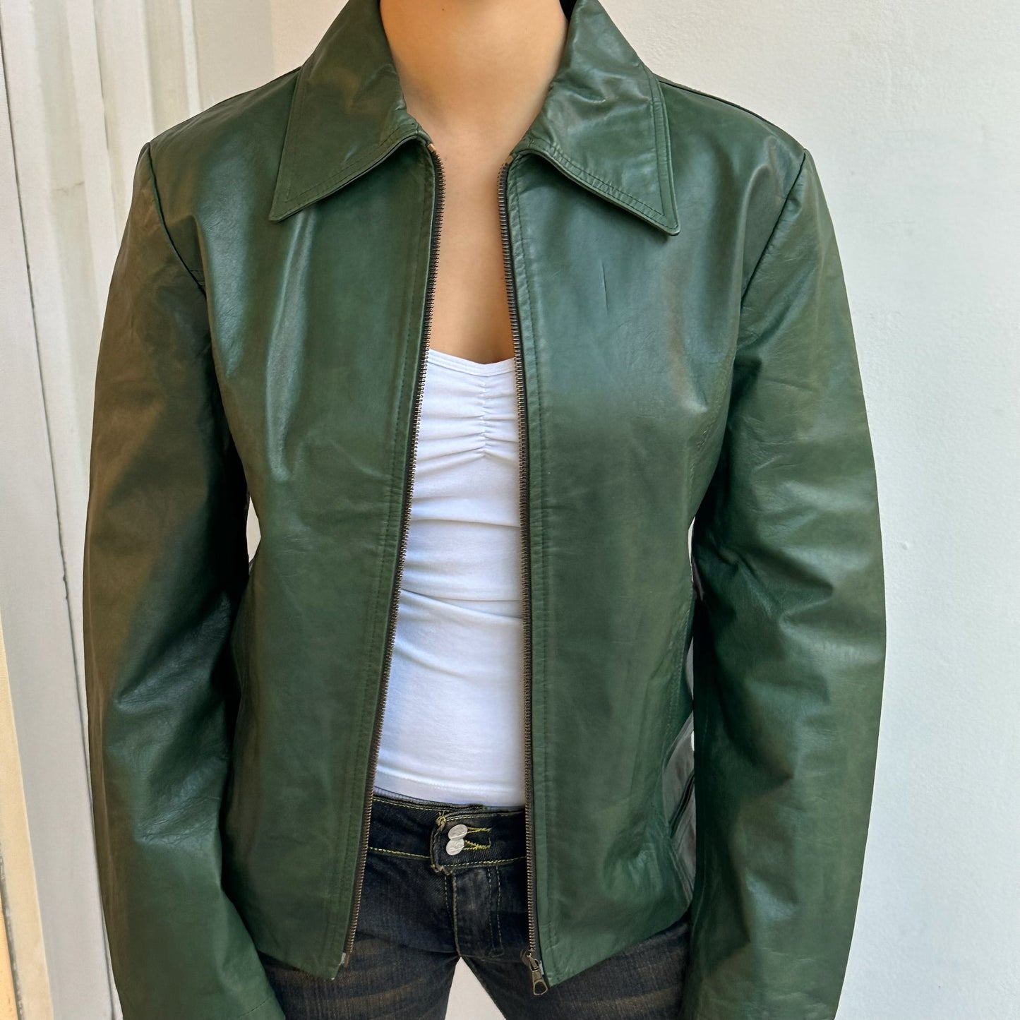 Grüne Lederjacke