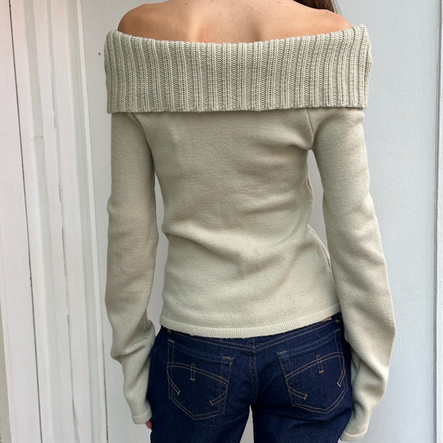 Schulterfreier Pullover