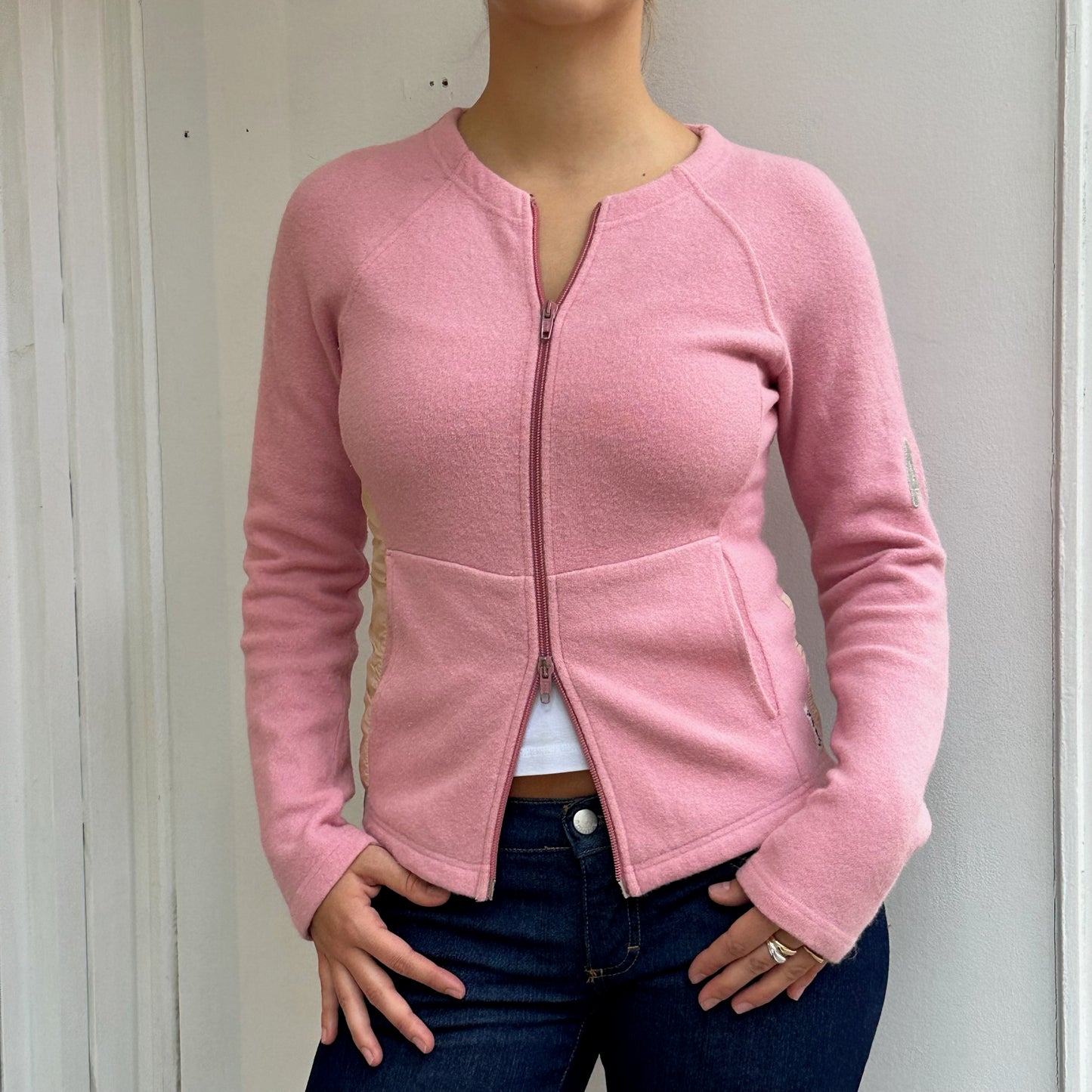 Rosa Strickjacke