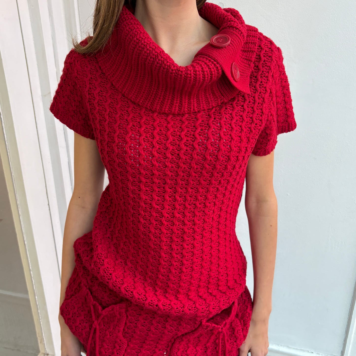 Roter Strickpullover