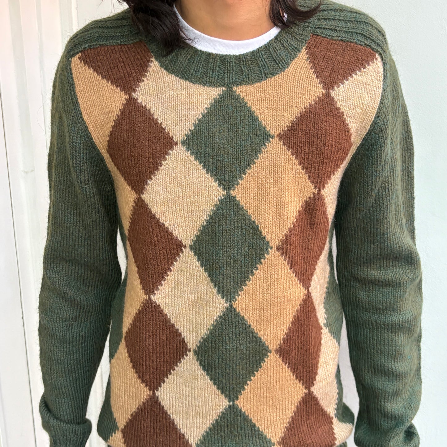 Grüner Pullover