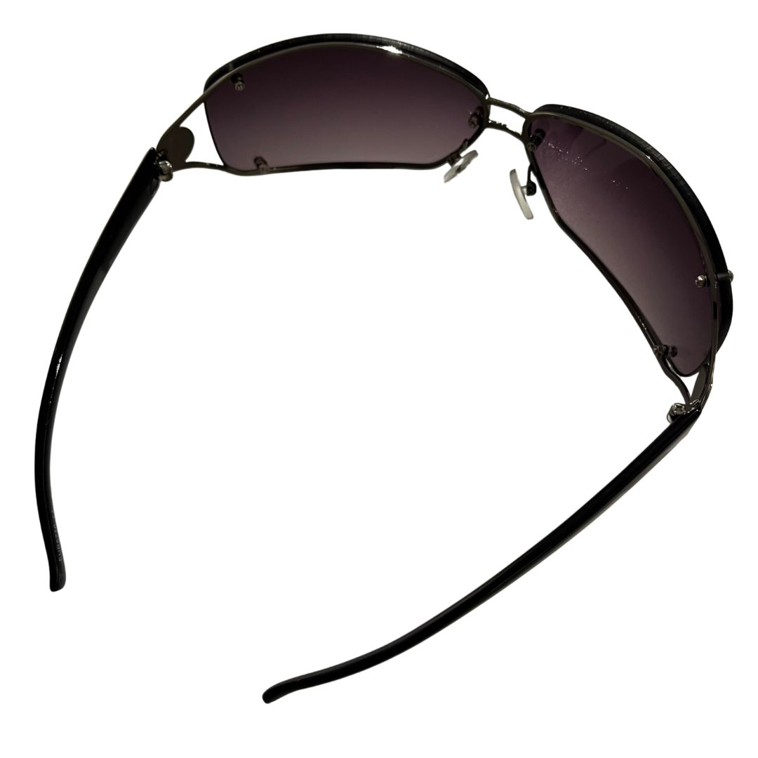 Lila Sonnenbrille