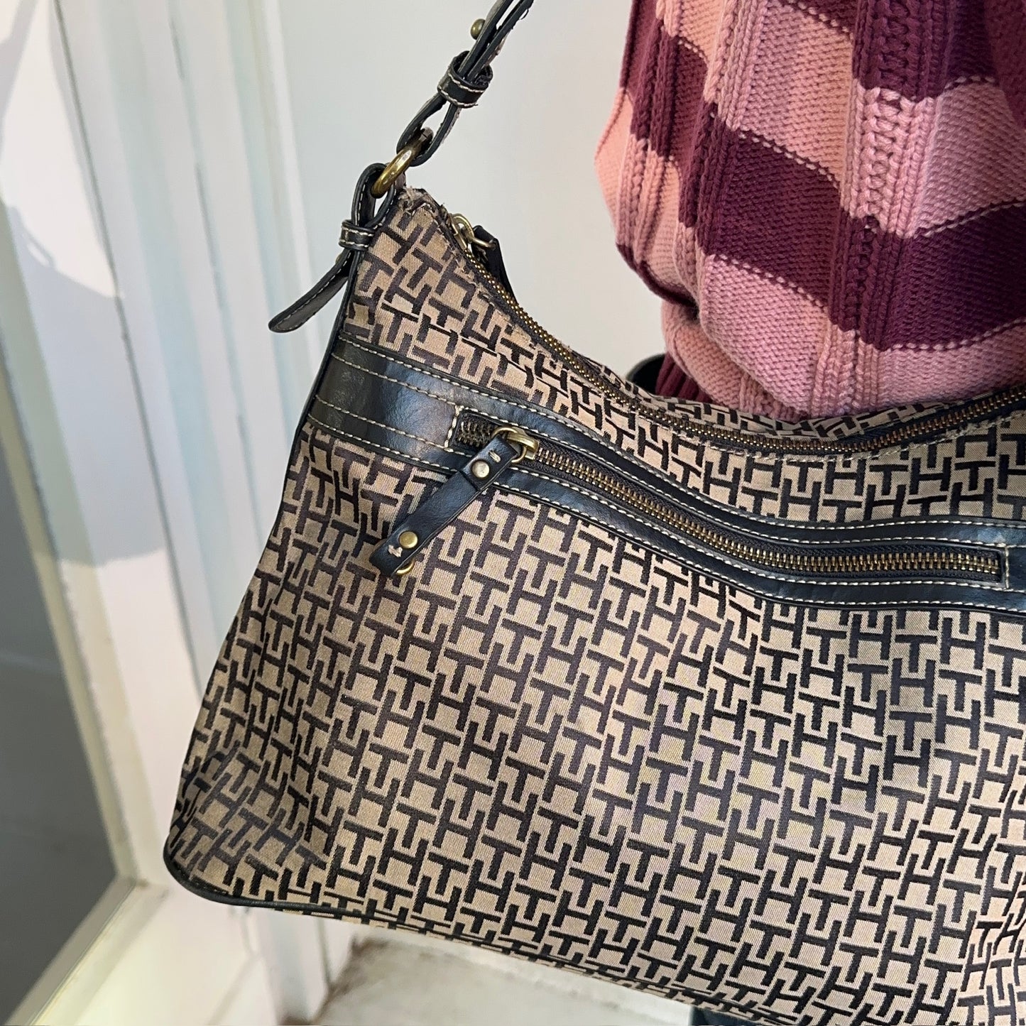 Tommy Hilfiger Shoulder Bag