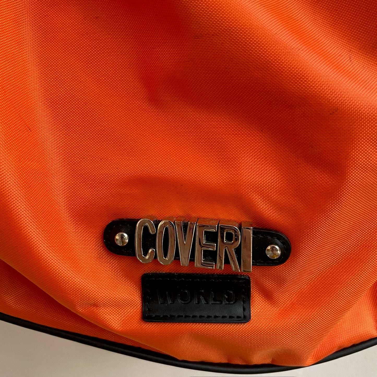 Orangene Hobo Tasche
